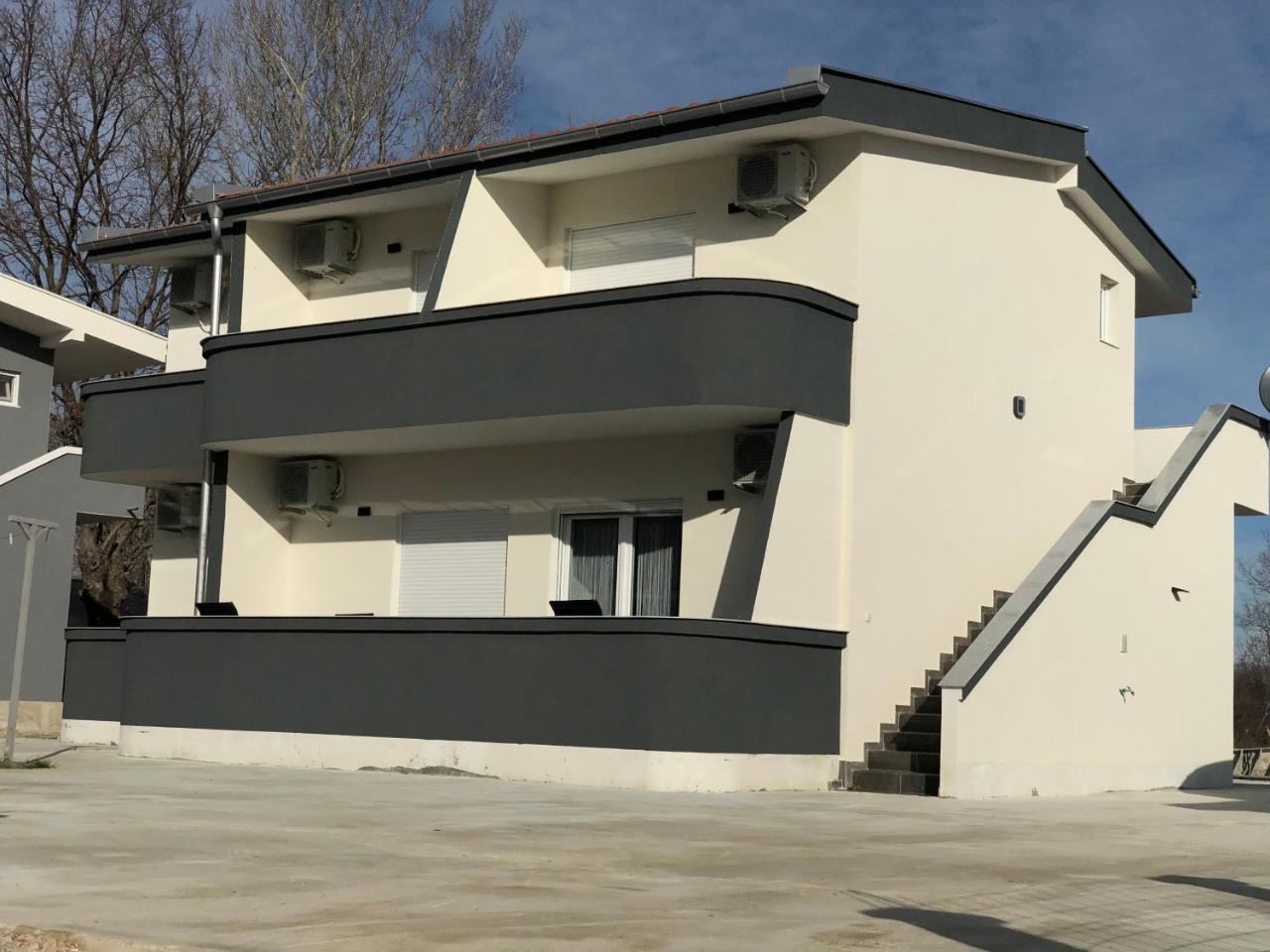 Lanika Apartments Ulcinj Eksteriør bilde