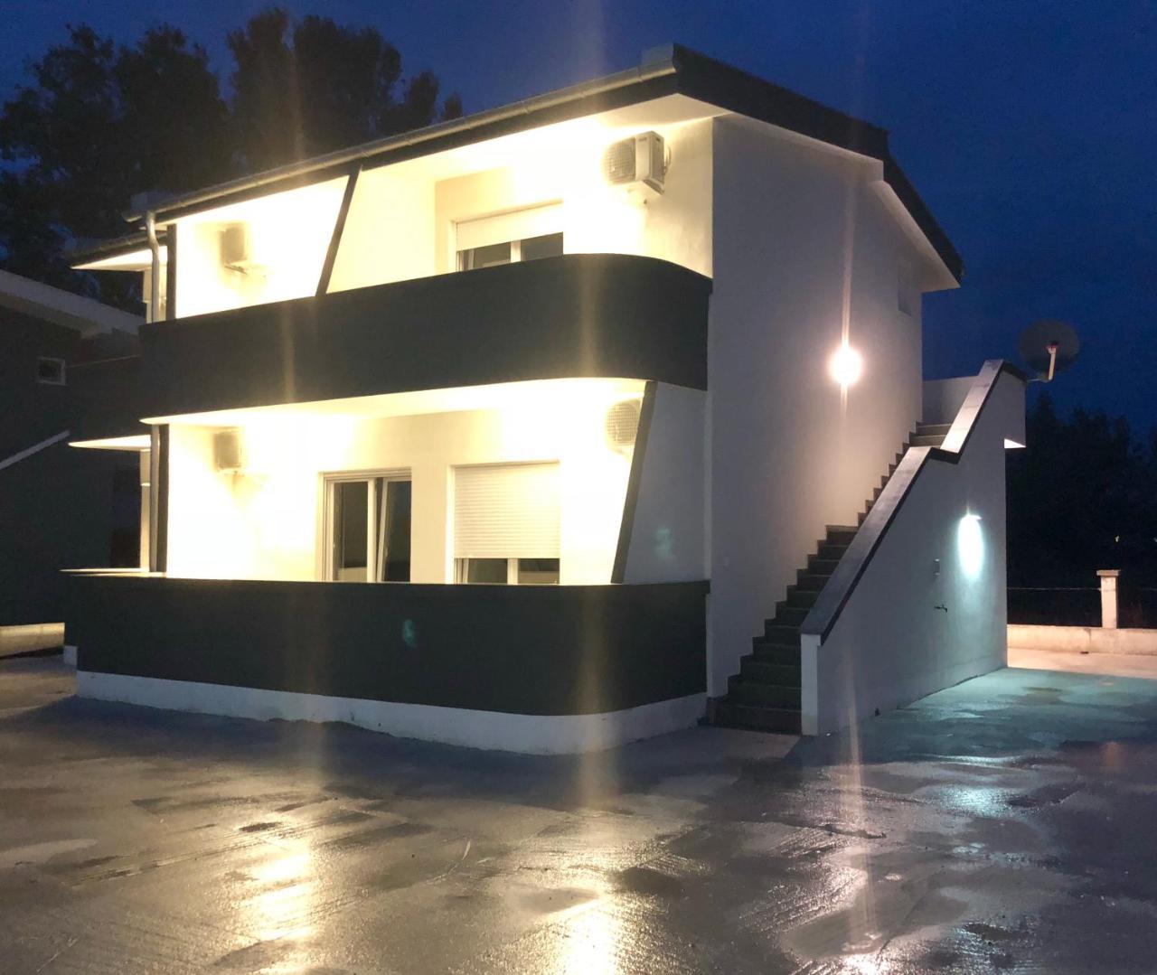 Lanika Apartments Ulcinj Eksteriør bilde